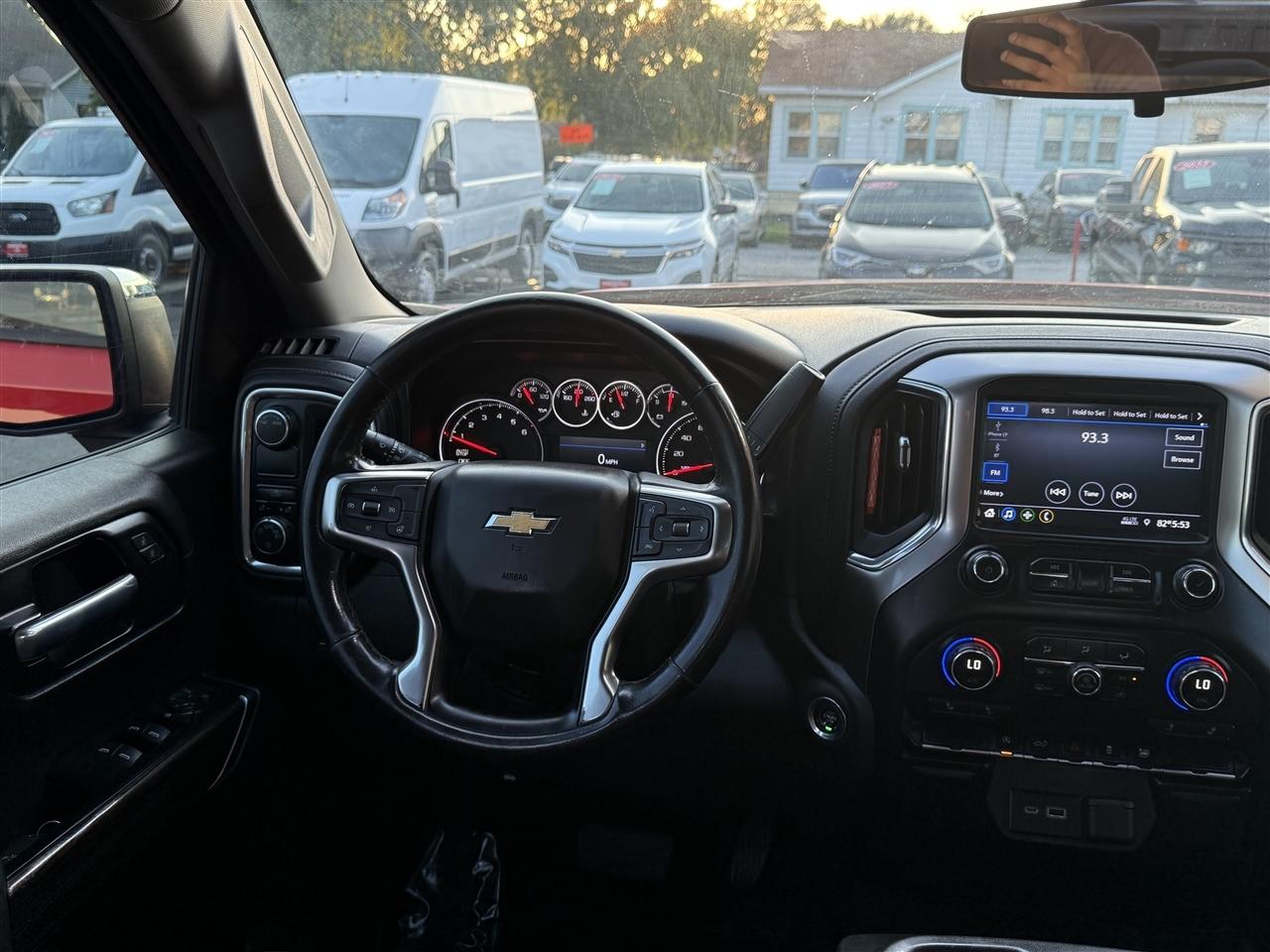 Chevrolet Silverado 1500 2WD Crew Cab 147" LT 2020