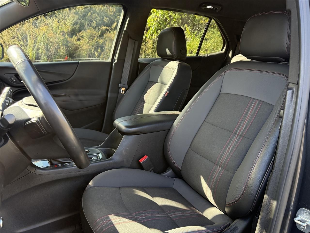 Chevrolet Equinox FWD 4dr RS 2022