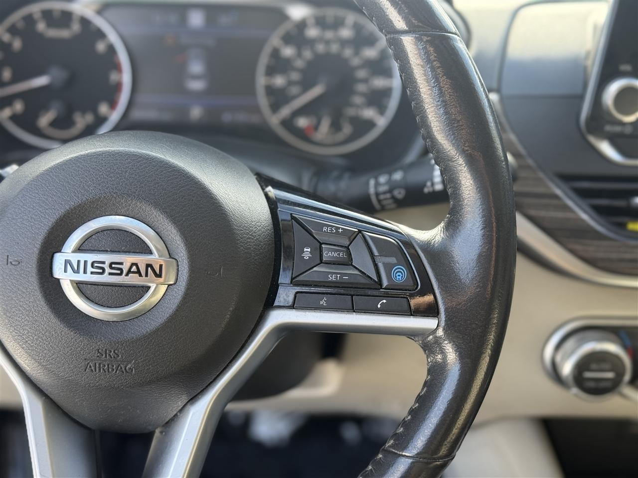 Nissan Altima 2.5 Platinum AWD Sedan 2022