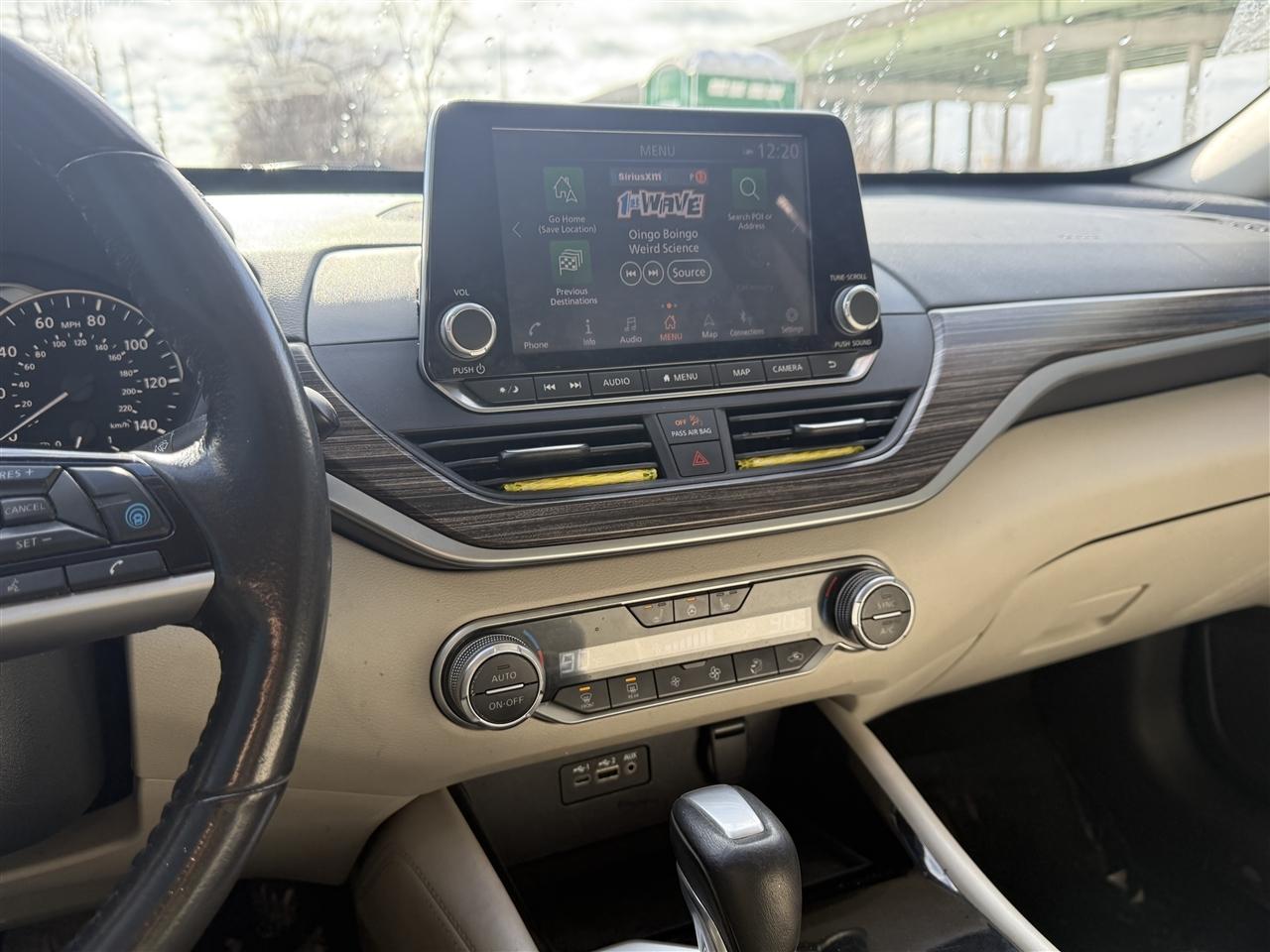 Nissan Altima 2.5 Platinum AWD Sedan 2022