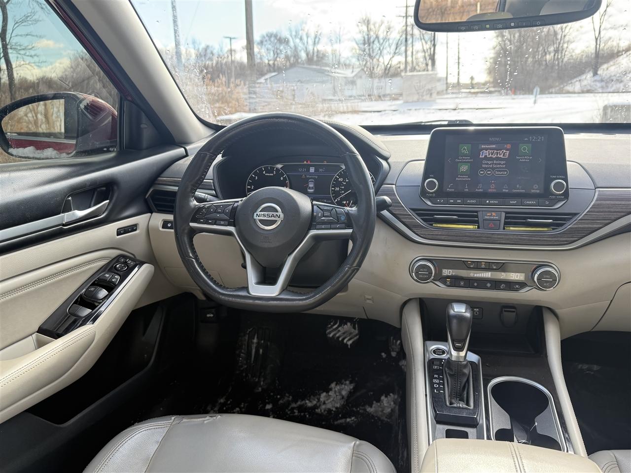 Nissan Altima 2.5 Platinum AWD Sedan 2022