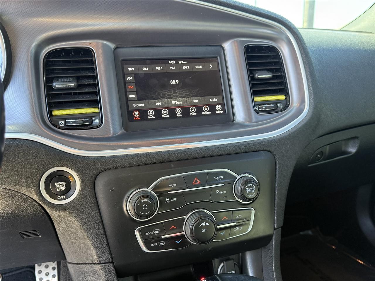 Dodge Charger SXT RWD 2020