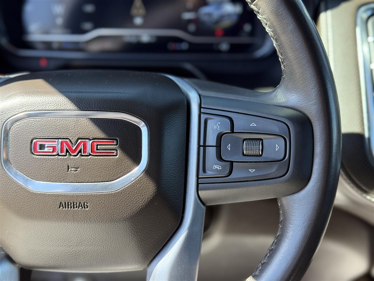 GMC Yukon XL 4WD 4dr SLT 2023