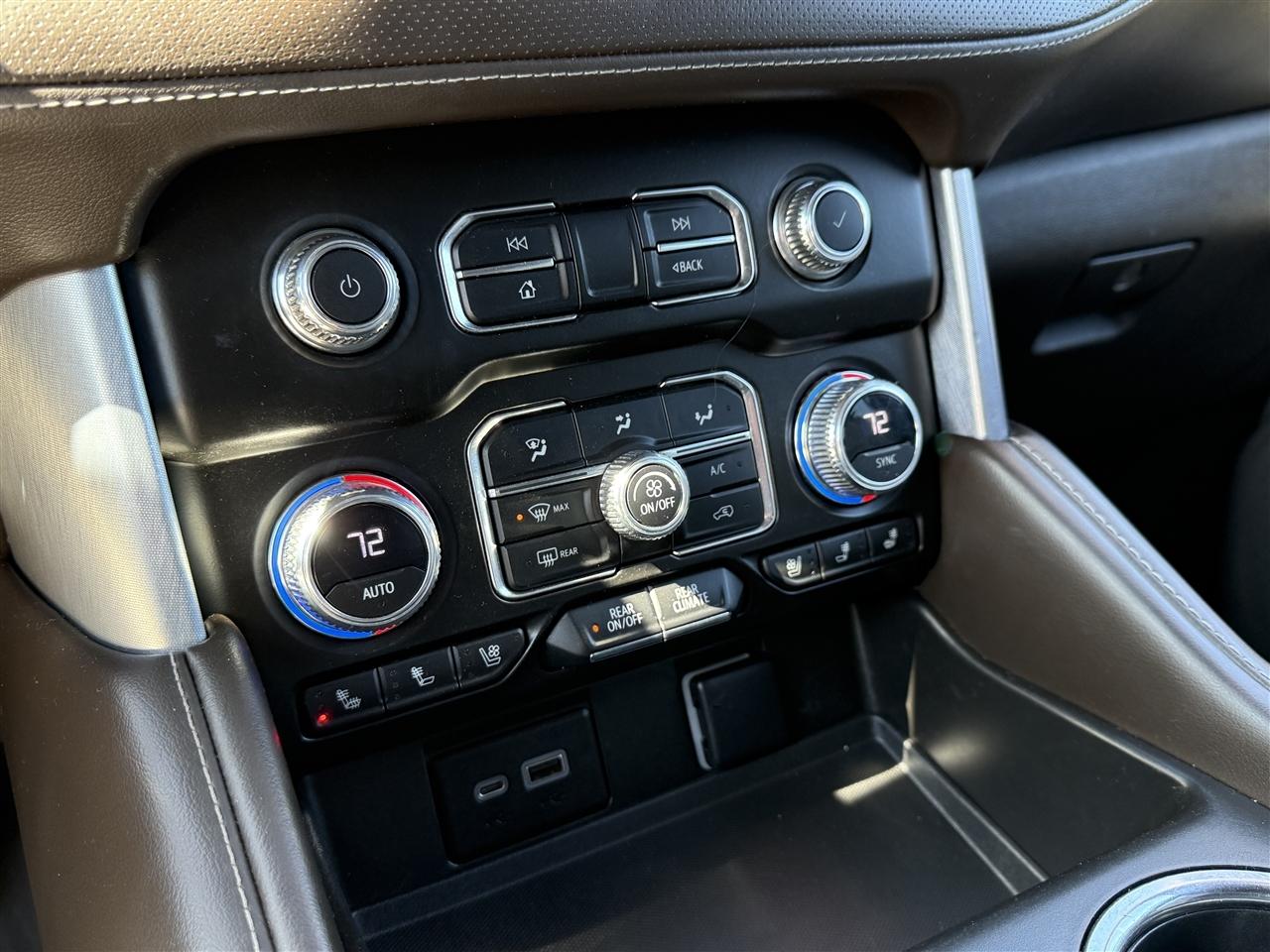 GMC Yukon XL 4WD 4dr SLT 2023