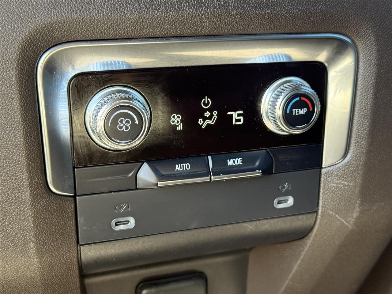 GMC Yukon XL 4WD 4dr SLT 2023