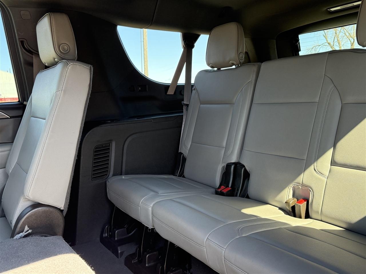 GMC Yukon XL 4WD 4dr SLT 2023