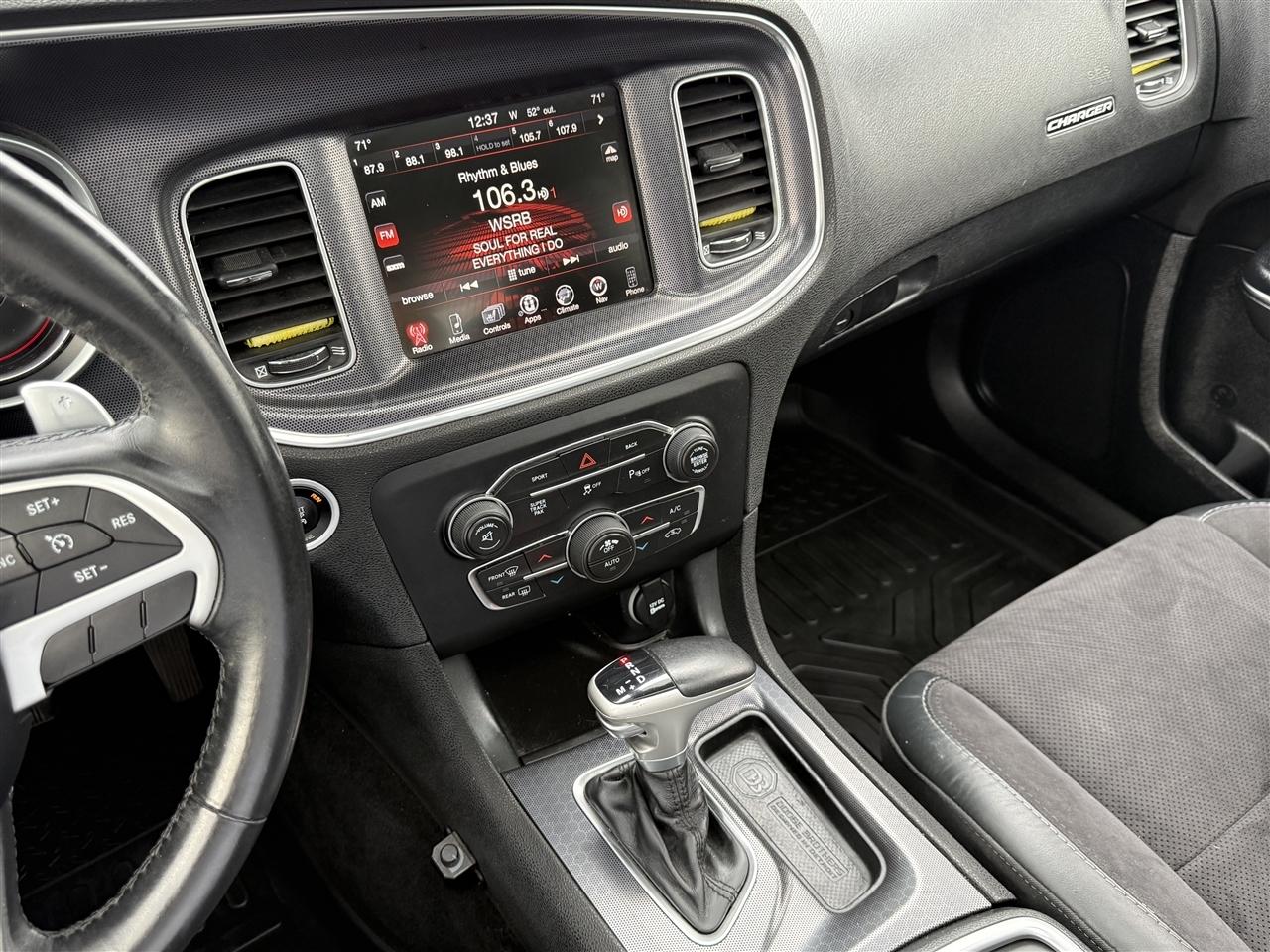 Dodge Charger 4dr Sdn Road/Track RWD 2015