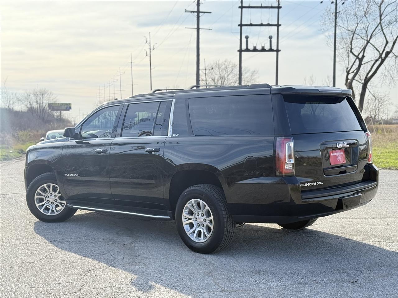 GMC Yukon XL 4WD 4dr SLT 2019