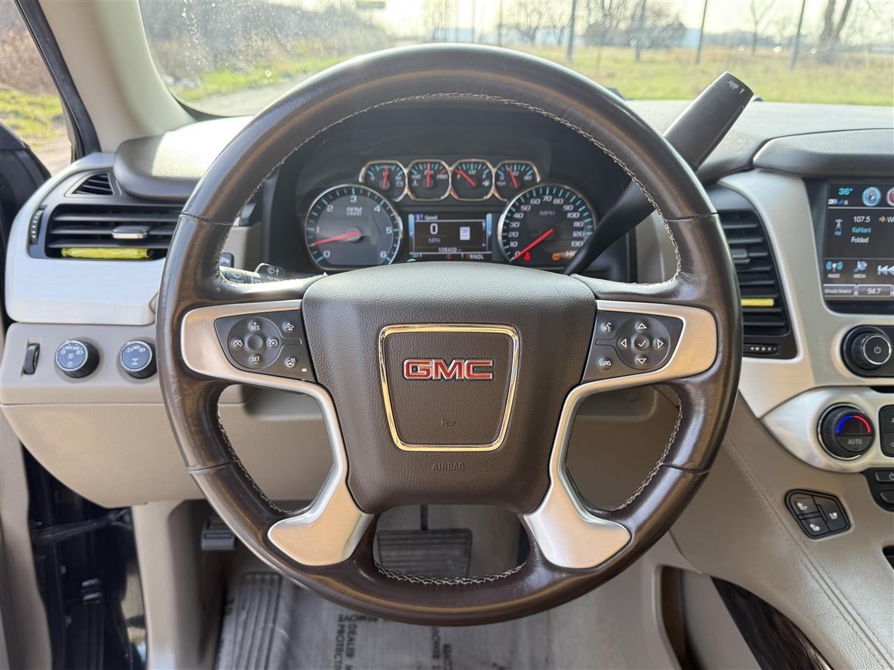 GMC Yukon XL 4WD 4dr SLT 2019