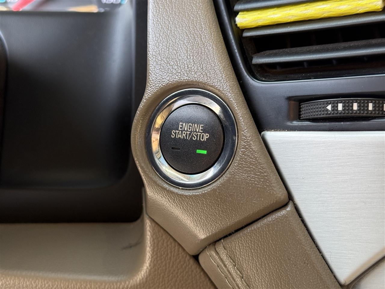 GMC Yukon XL 4WD 4dr SLT 2019