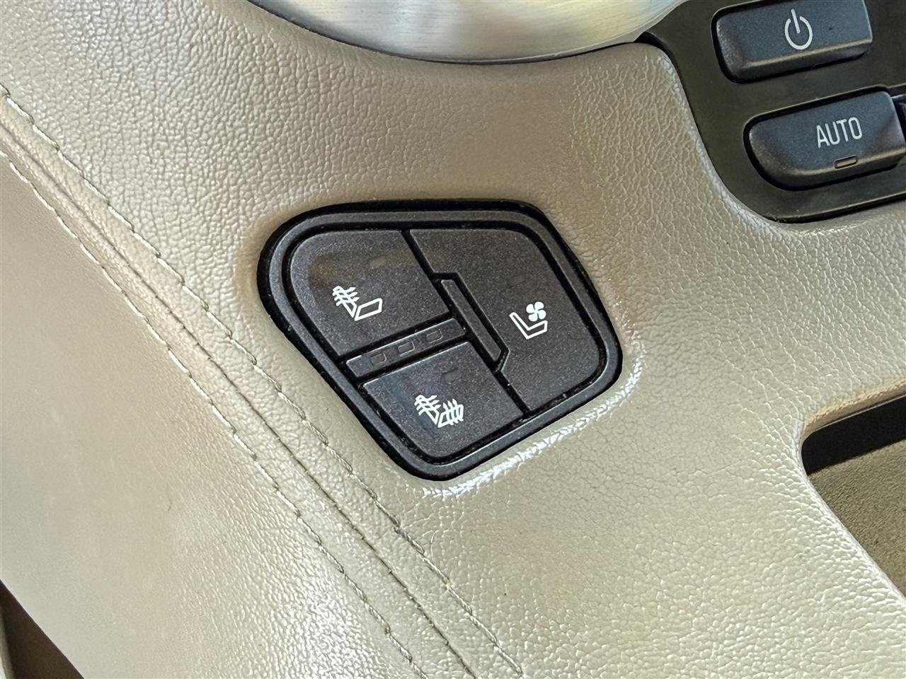 GMC Yukon XL 4WD 4dr SLT 2019