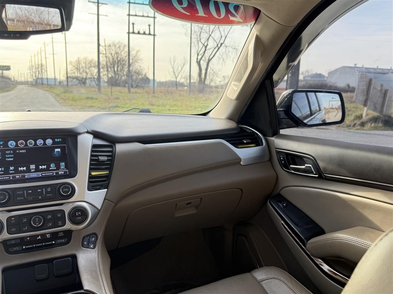 GMC Yukon XL 4WD 4dr SLT 2019