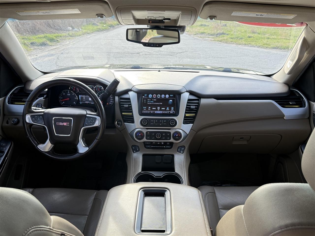 GMC Yukon XL 4WD 4dr SLT 2019