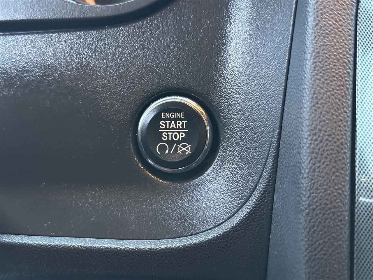 Dodge Challenger 2dr Cpe Rallye Redline 2014