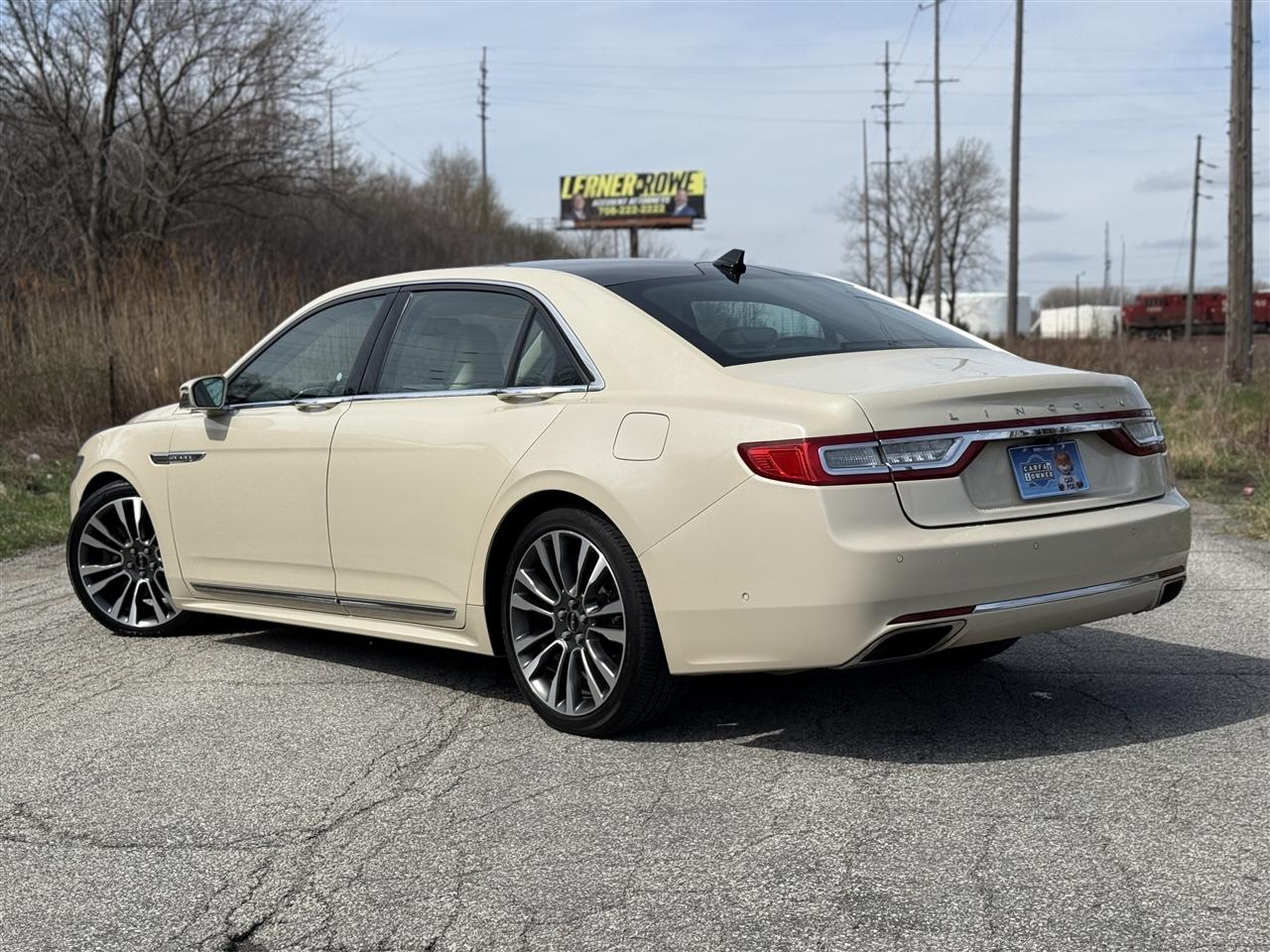 Lincoln Continental Reserve AWD 2018