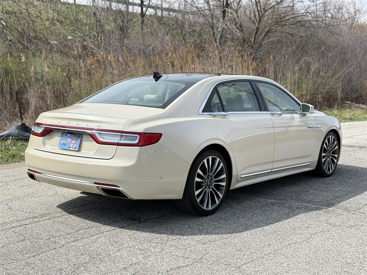 Lincoln Continental Reserve AWD 2018