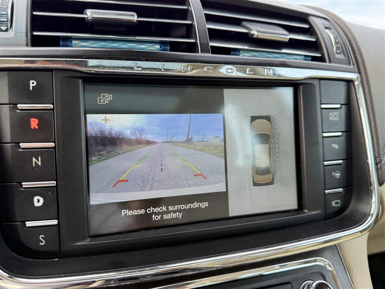 Lincoln Continental Reserve AWD 2018