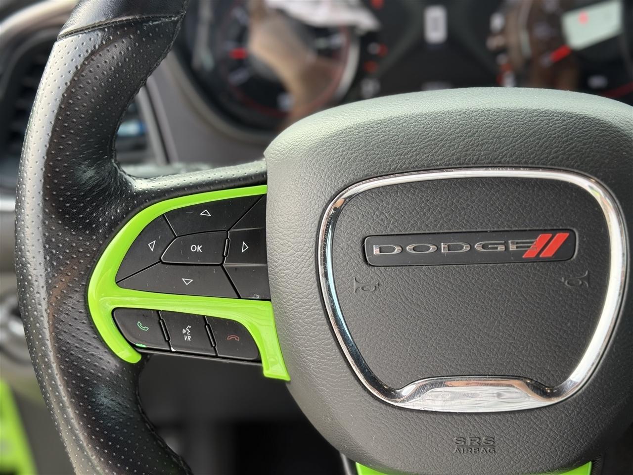 Dodge Challenger SXT RWD 2019