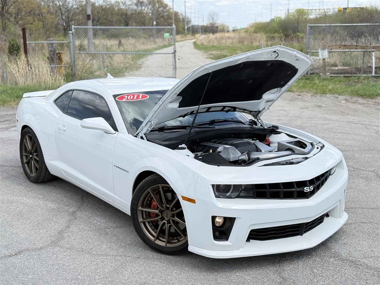 Chevrolet Camaro 2dr Cpe 2SS 2011