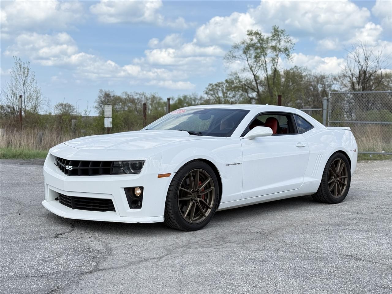 Chevrolet Camaro 2dr Cpe 2SS 2011