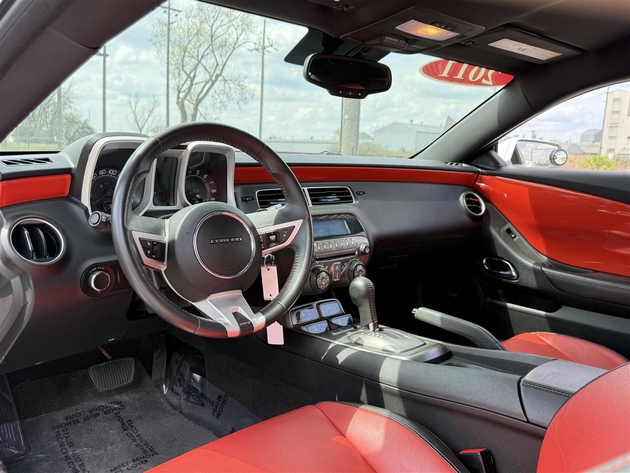 Chevrolet Camaro 2dr Cpe 2SS 2011