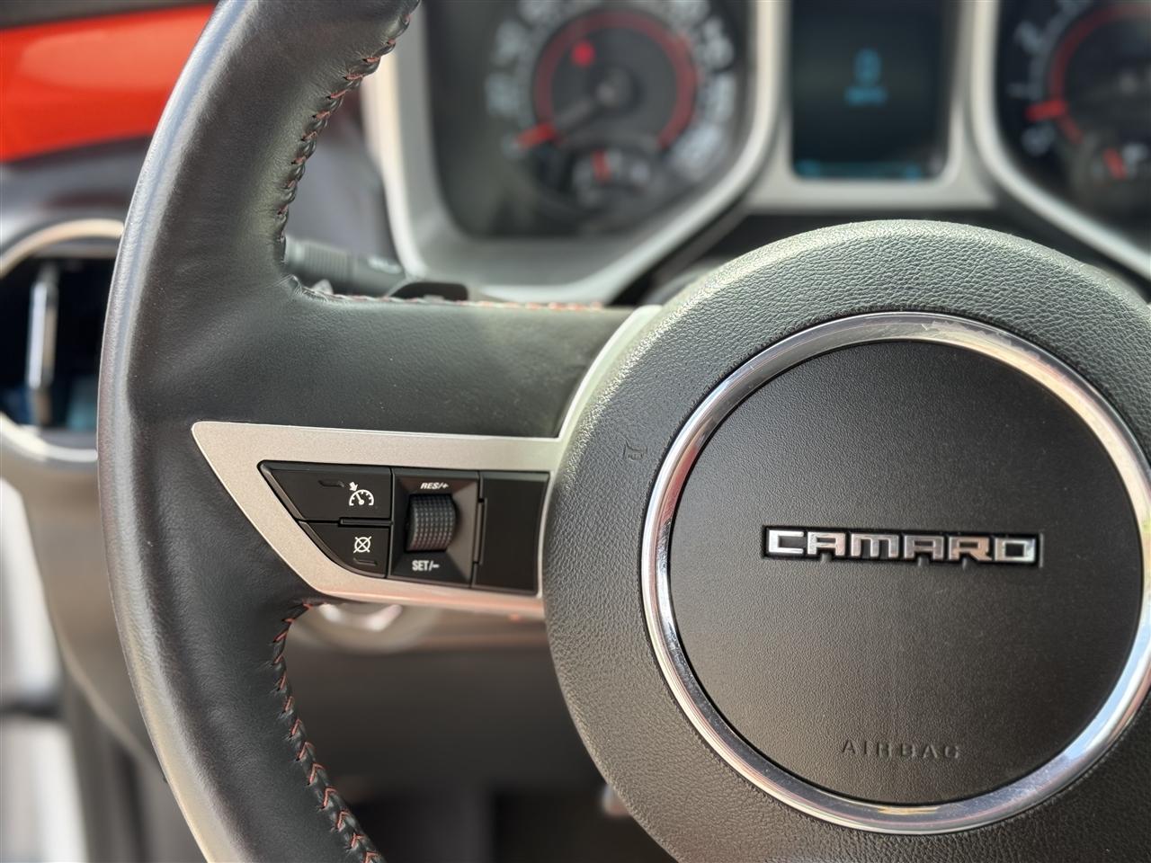 Chevrolet Camaro 2dr Cpe 2SS 2011