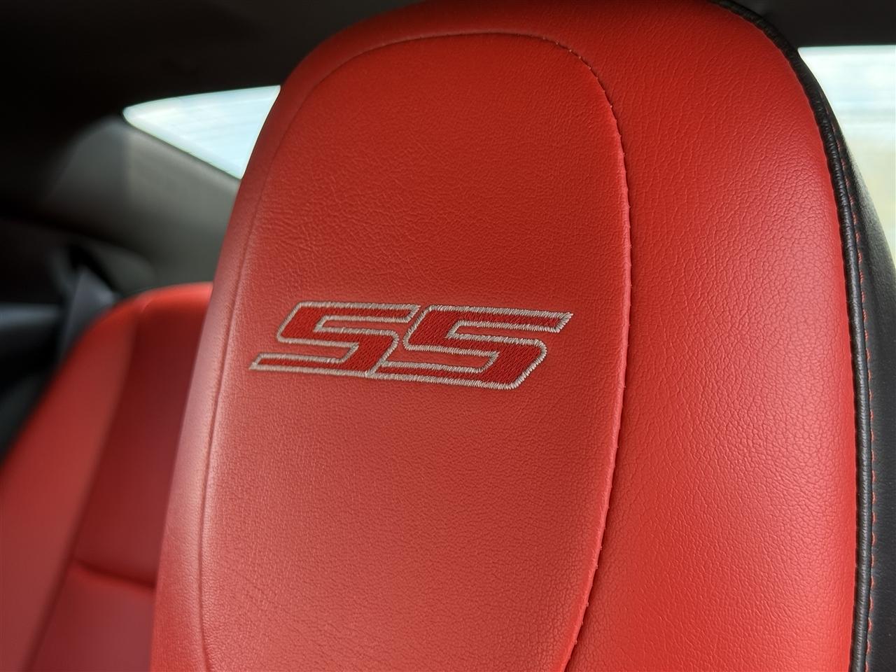 Chevrolet Camaro 2dr Cpe 2SS 2011