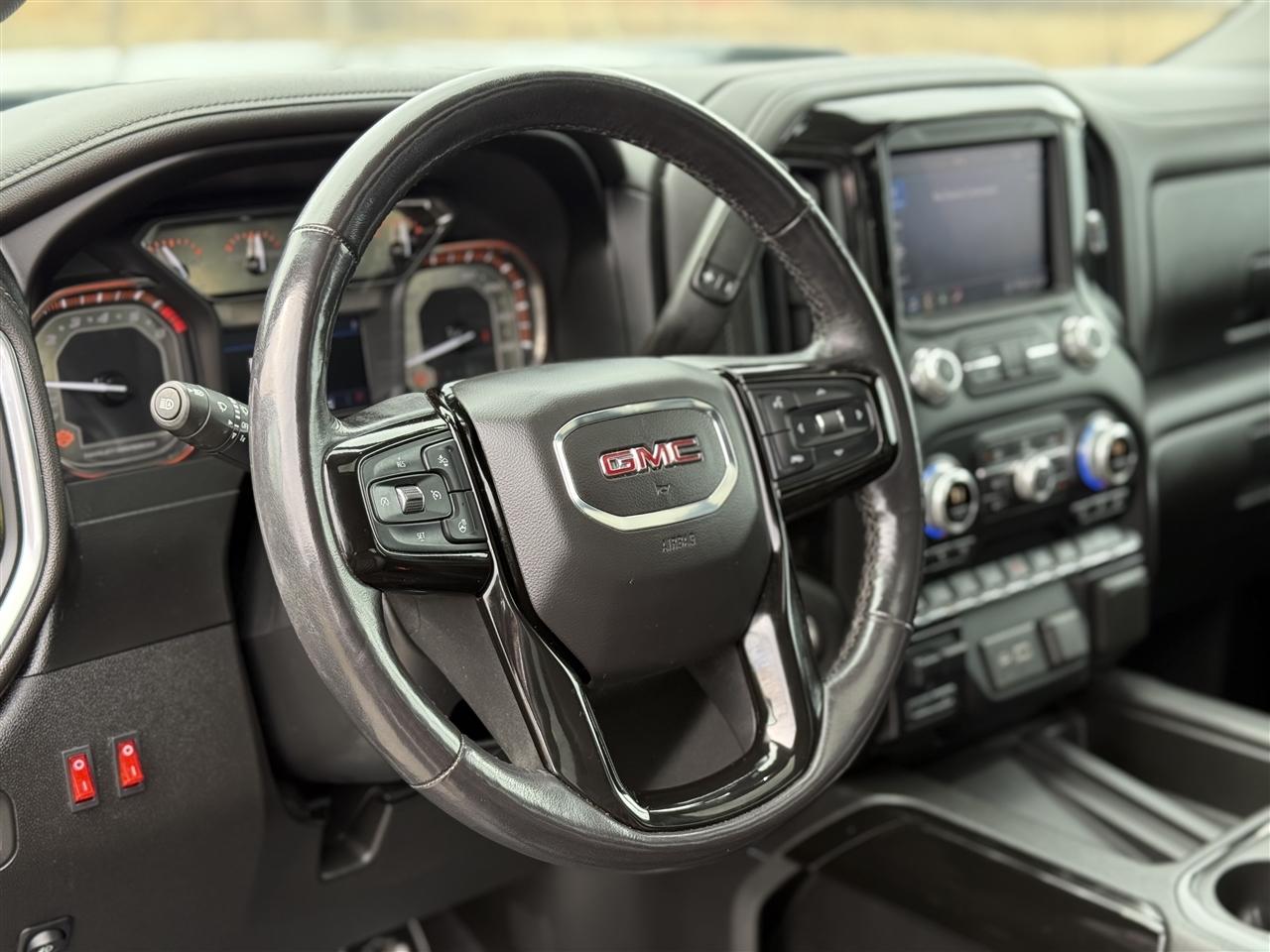 GMC Sierra 1500 4WD Crew Cab 147" SLT 2020