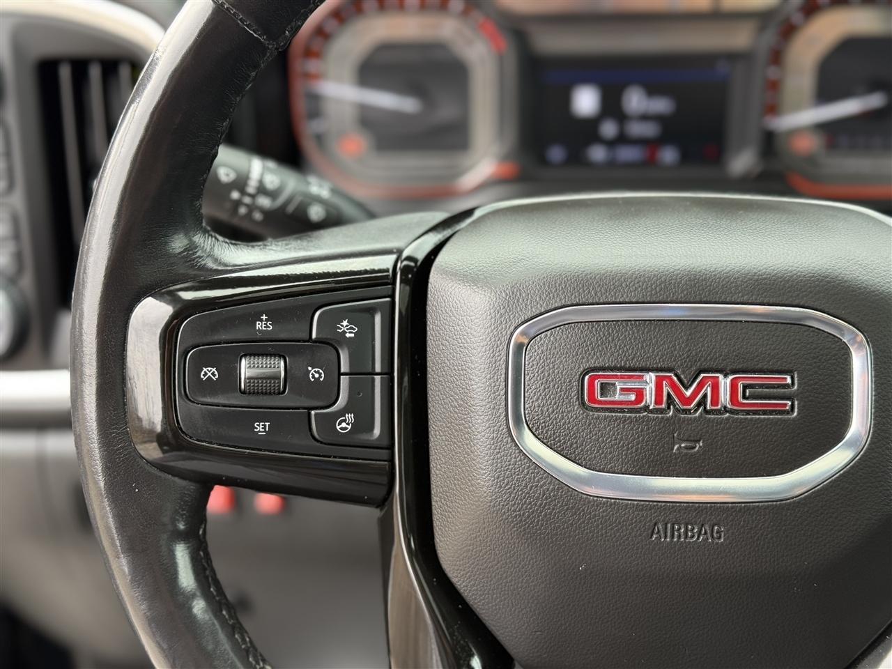 GMC Sierra 1500 4WD Crew Cab 147" SLT 2020