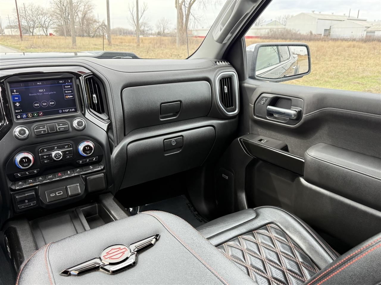 GMC Sierra 1500 4WD Crew Cab 147" SLT 2020