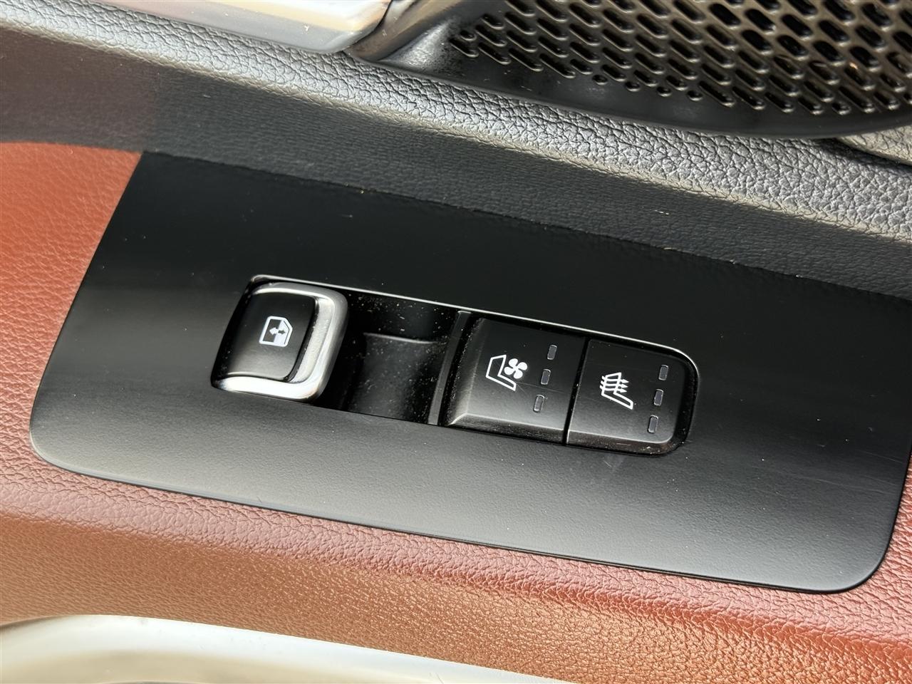 Kia Telluride SX Prestige AWD 2023