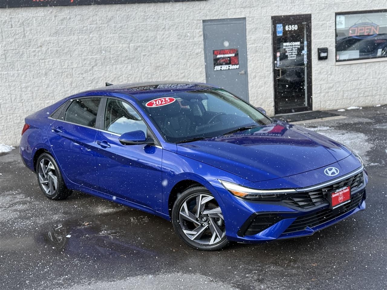 Hyundai Elantra Limited IVT 2025