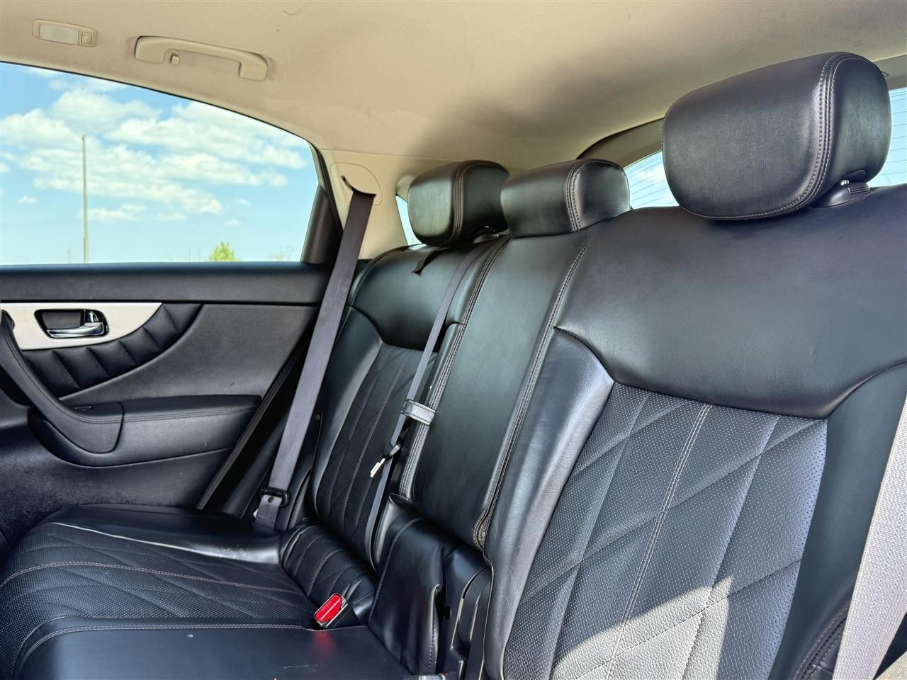 Infiniti QX70 AWD 2017