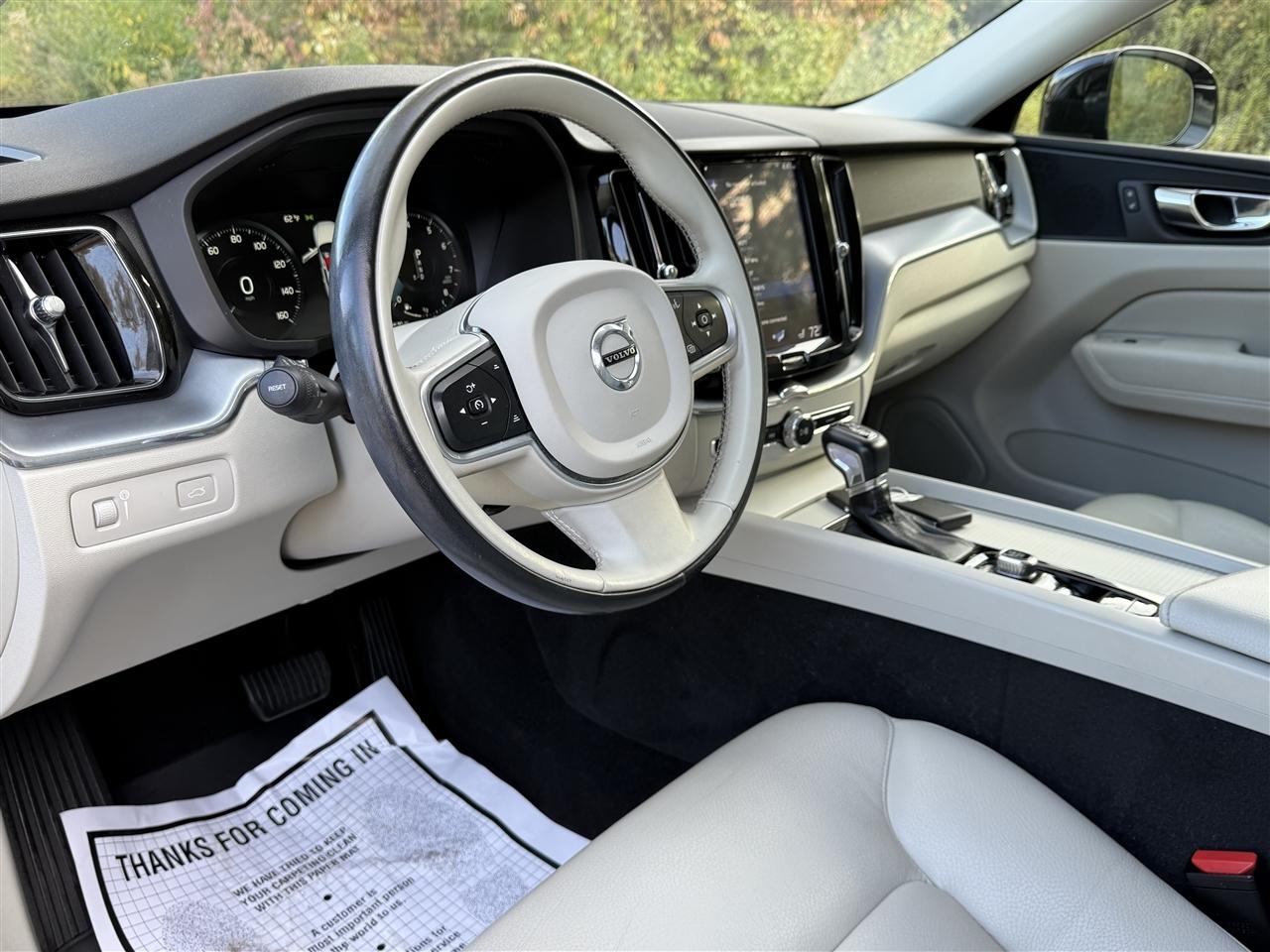 Volvo XC60 T5 AWD Momentum 2020