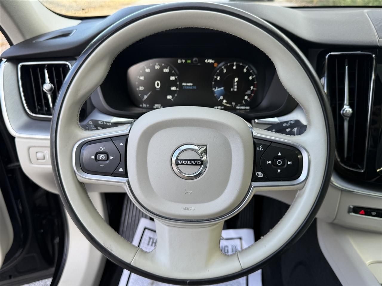 Volvo XC60 T5 AWD Momentum 2020