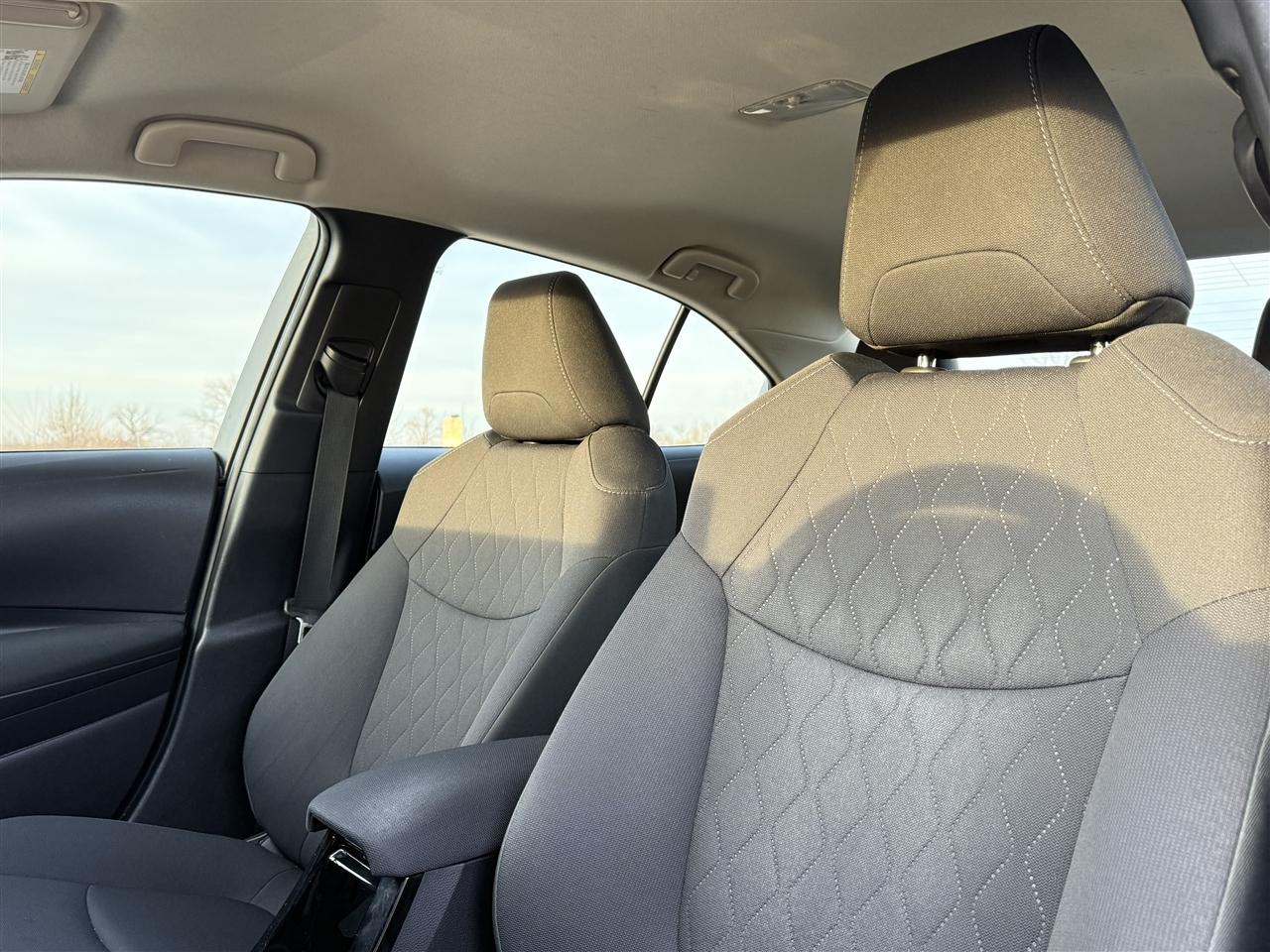 Toyota Corolla LE CVT (Natl) 2022