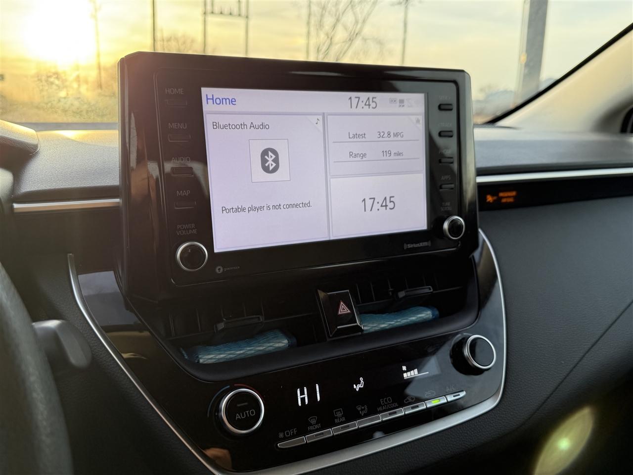 Toyota Corolla LE CVT (Natl) 2022