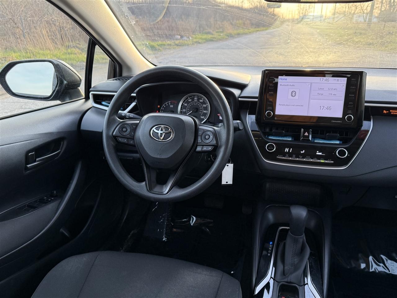 Toyota Corolla LE CVT (Natl) 2022