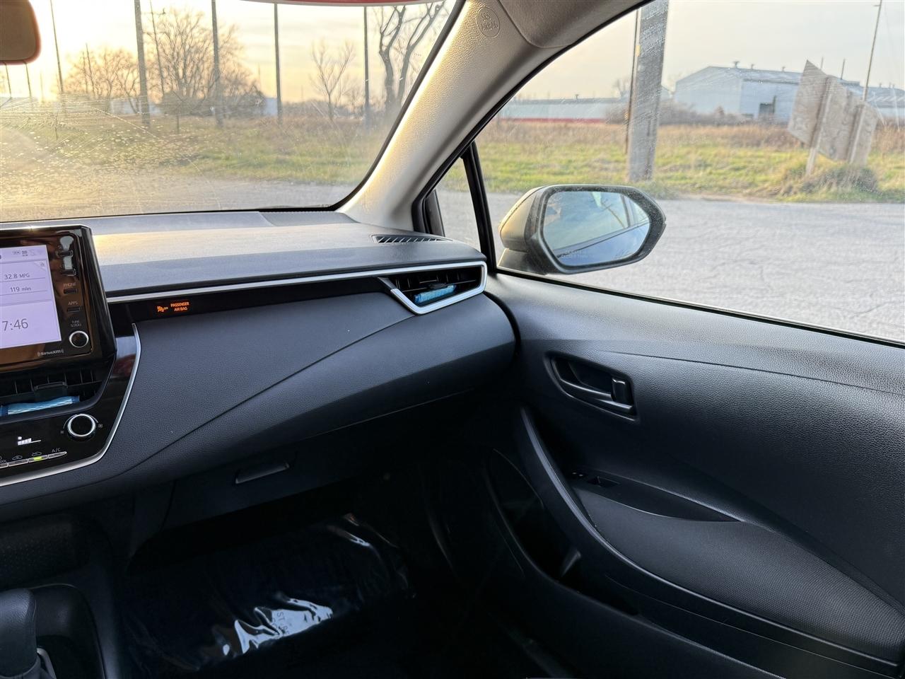 Toyota Corolla LE CVT (Natl) 2022