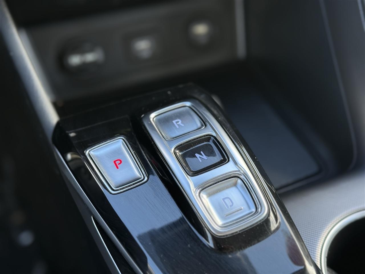 Hyundai Sonata SE 2.5L *Ltd Avail* 2023