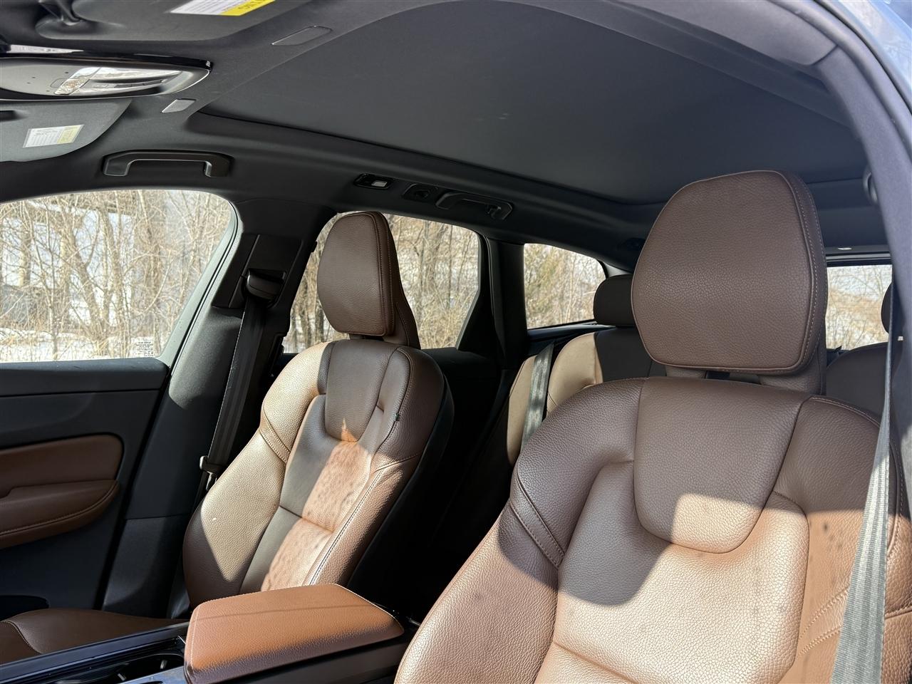 Volvo XC60 B5 AWD Momentum 2022