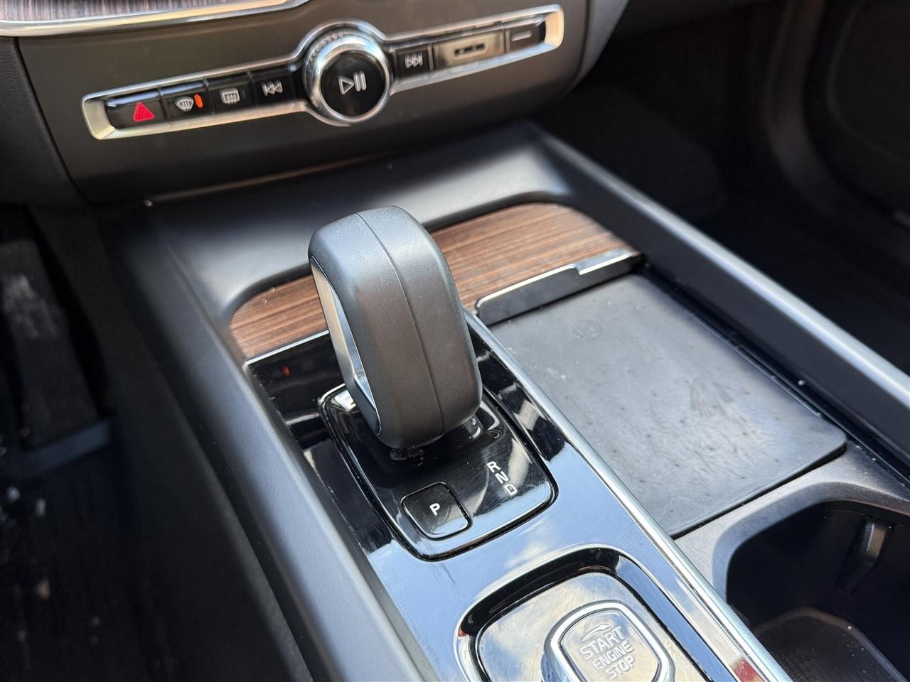 Volvo XC60 B5 AWD Momentum 2022