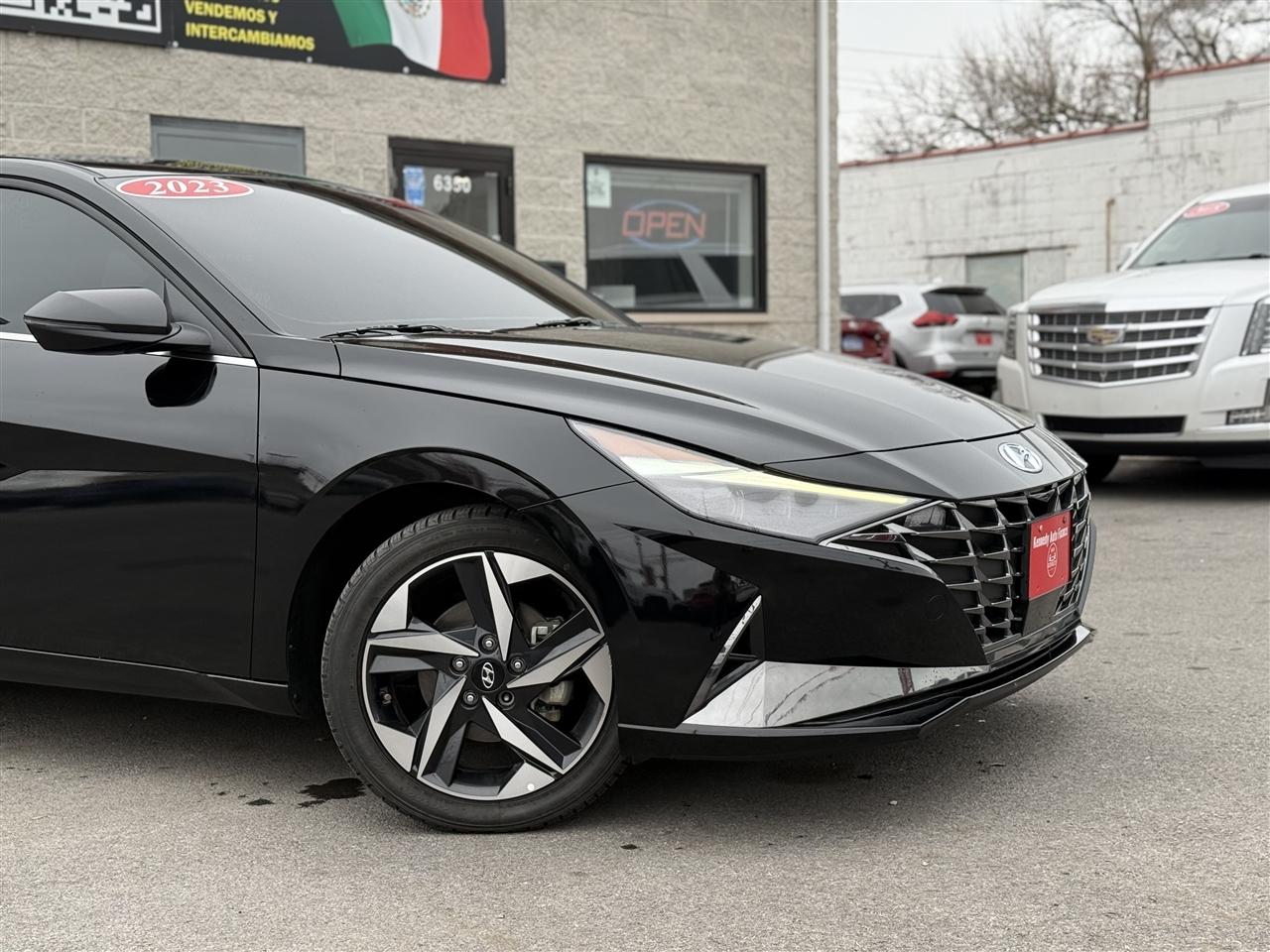 Hyundai Elantra Limited IVT 2023