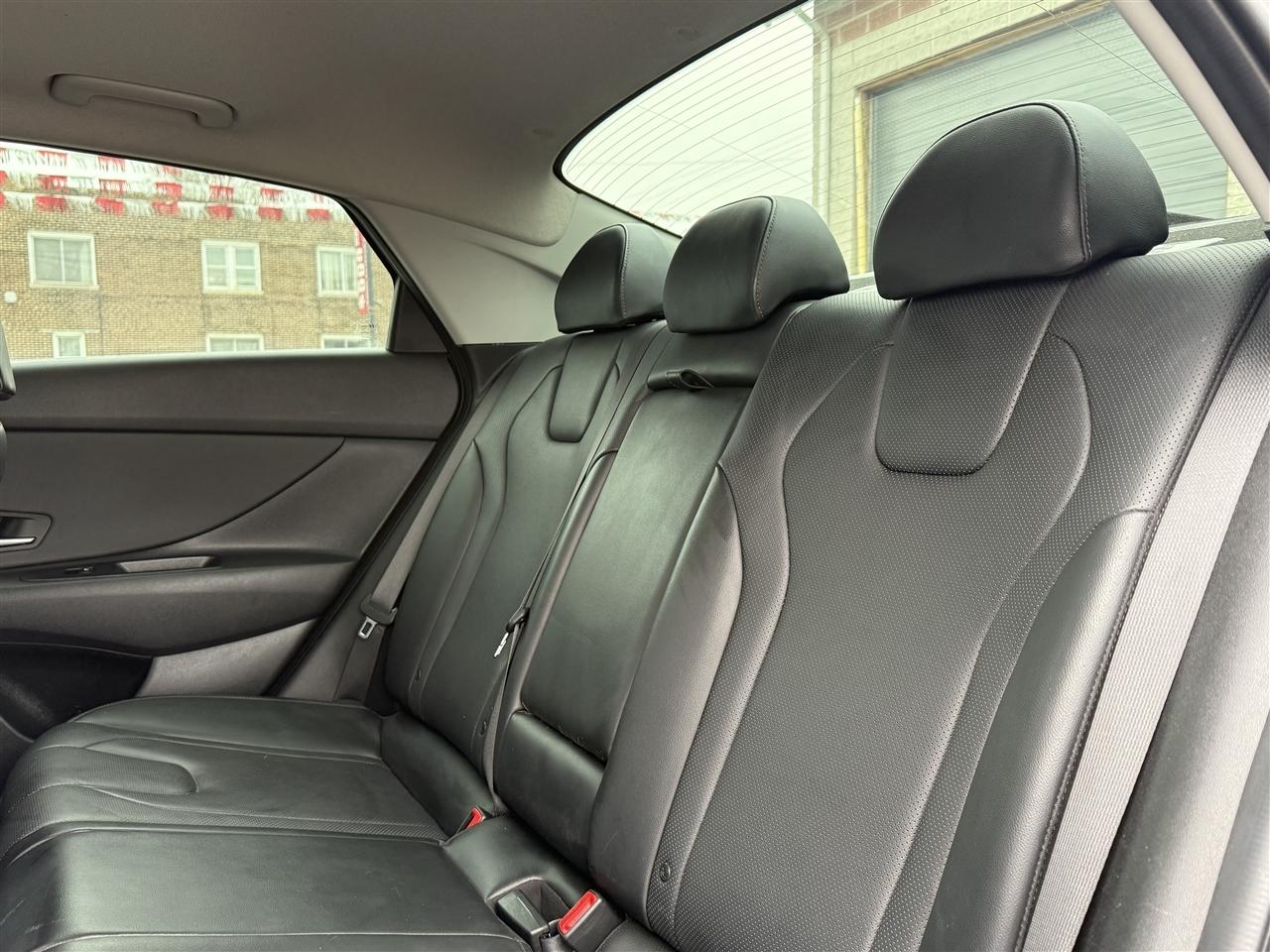 Hyundai Elantra Limited IVT 2023