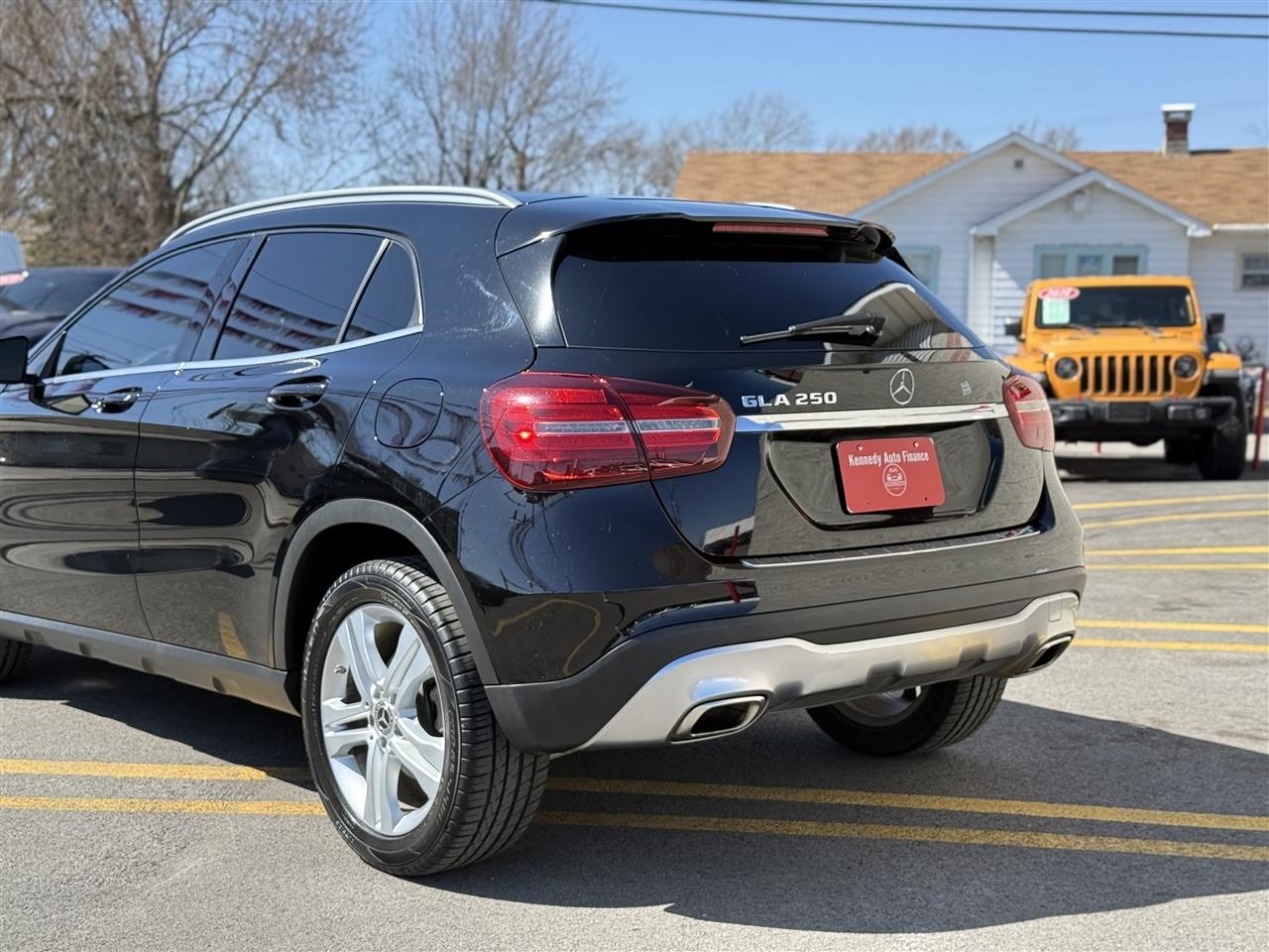 Mercedes-Benz GLA GLA 250 SUV 2019