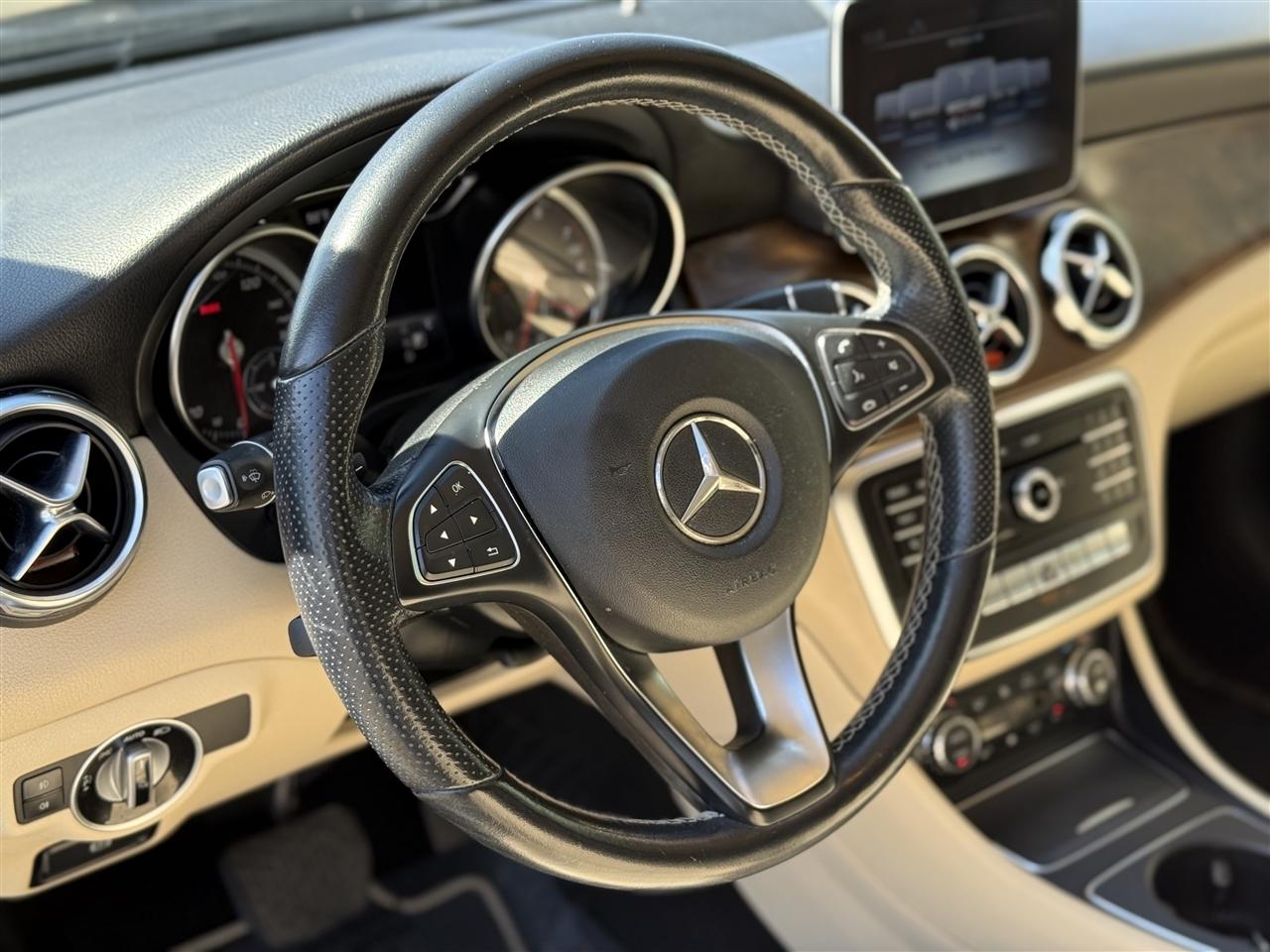 Mercedes-Benz GLA GLA 250 SUV 2019