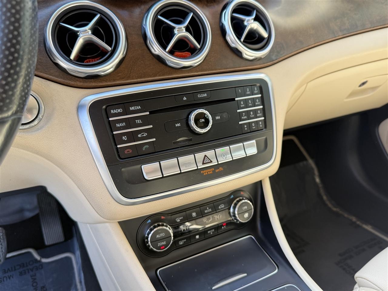 Mercedes-Benz GLA GLA 250 SUV 2019