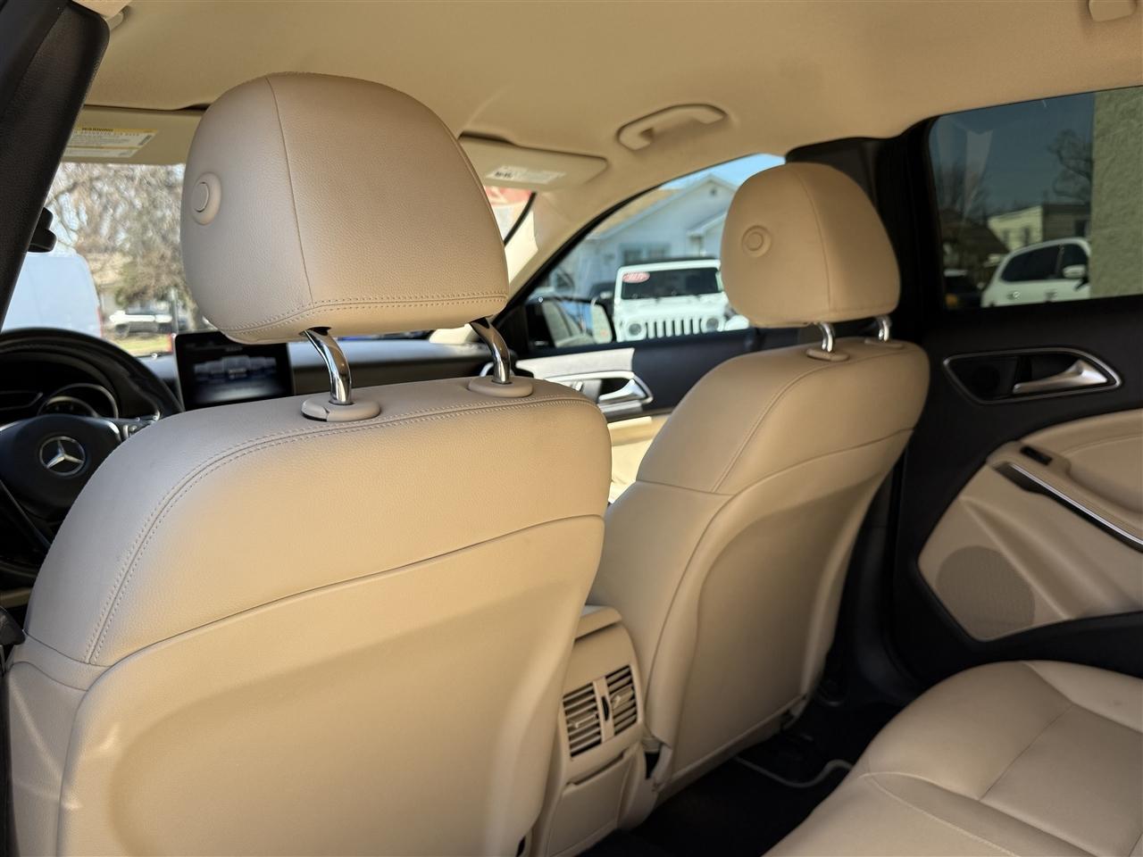 Mercedes-Benz GLA GLA 250 SUV 2019