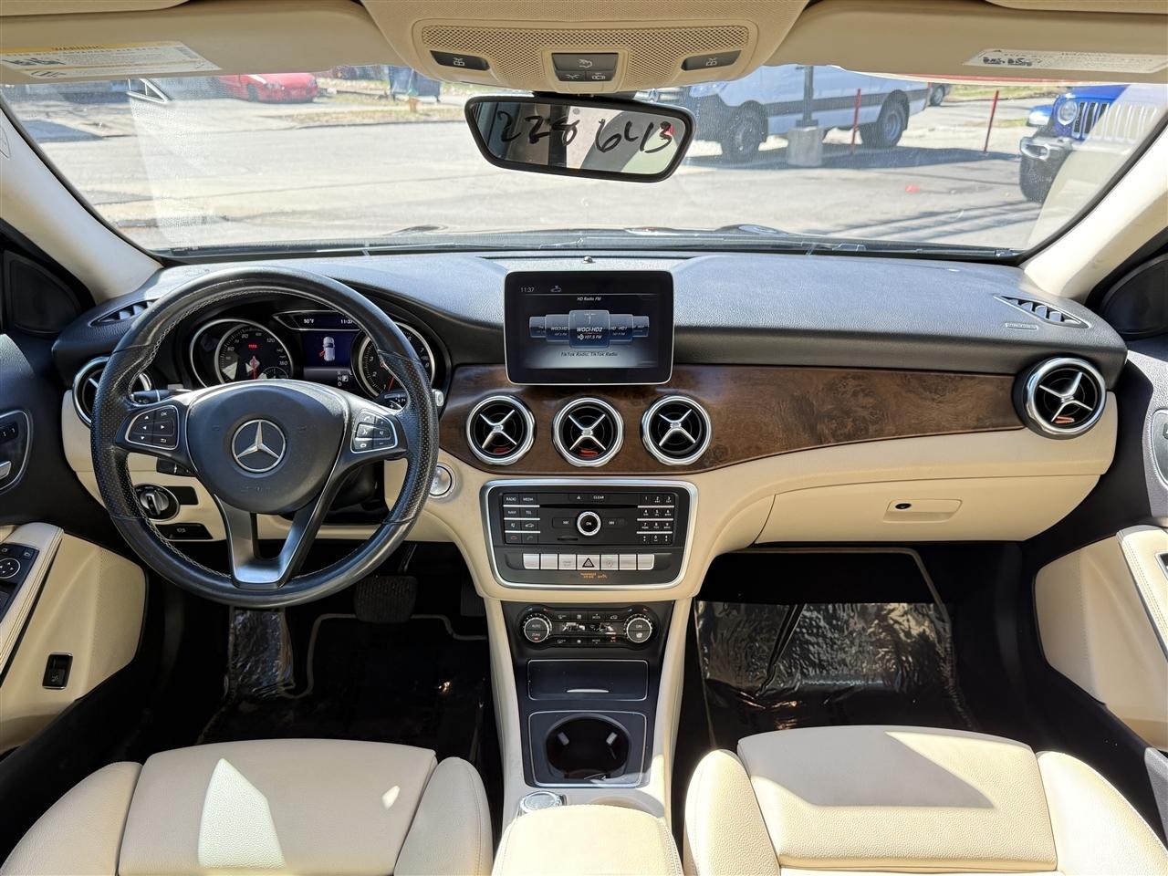 Mercedes-Benz GLA GLA 250 SUV 2019