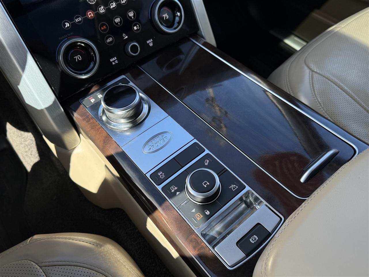 Land Rover Range Rover V8 Supercharged SWB 2018